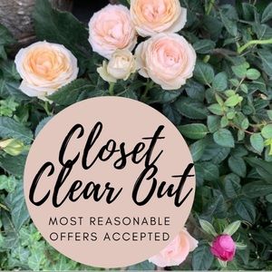 CLOSET CLEAN OUT!! Make me an OFFER! 🌻